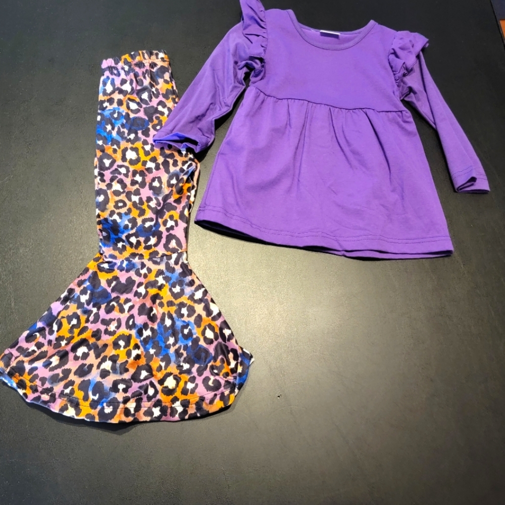 Size small girls' pants set